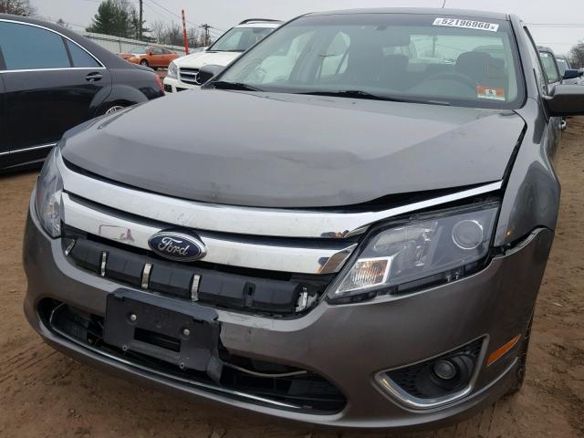 3FADP0L3XAR116381 - 2010 FORD FUSION HYB GRAY photo 9