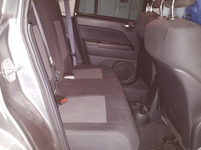 1J4NF1FB4BD281812 - 2011 JEEP COMPASS SP ნაცრისფერი ფოტო 6