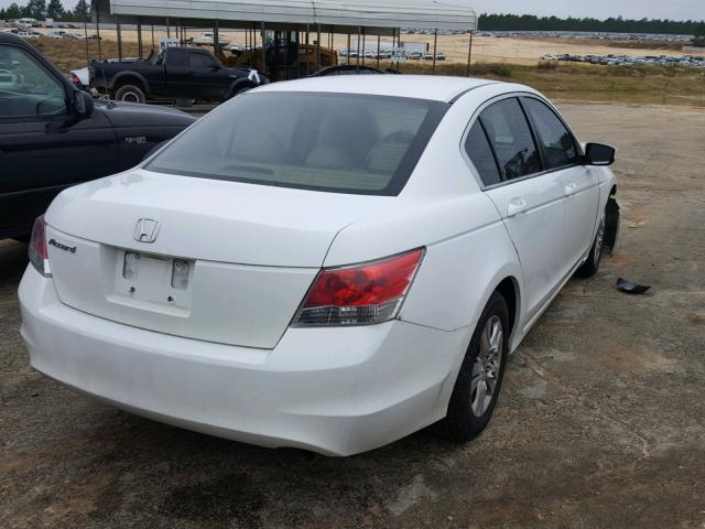 1HGCP26429A041947 - 2009 HONDA ACCORD LXP WHITE photo 4