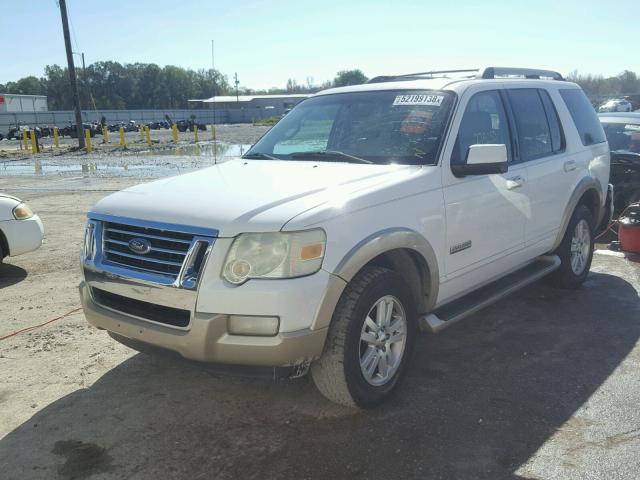 1FMEU64886UB36323 - 2006 FORD EXPLORER E WHITE photo 2