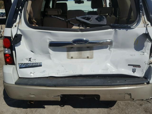 1FMEU64886UB36323 - 2006 FORD EXPLORER E WHITE photo 9