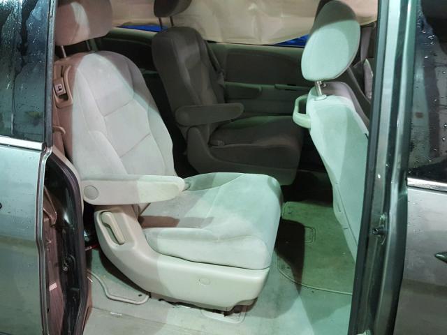 5FNRL38208B076708 - 2008 HONDA ODYSSEY LX GRAY photo 6