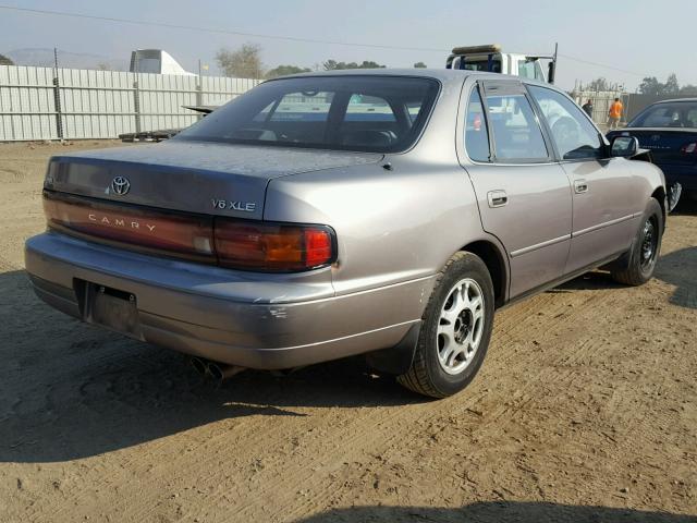 JT2GK13E4R0069771 - 1994 TOYOTA CAMRY XLE GOLD photo 4