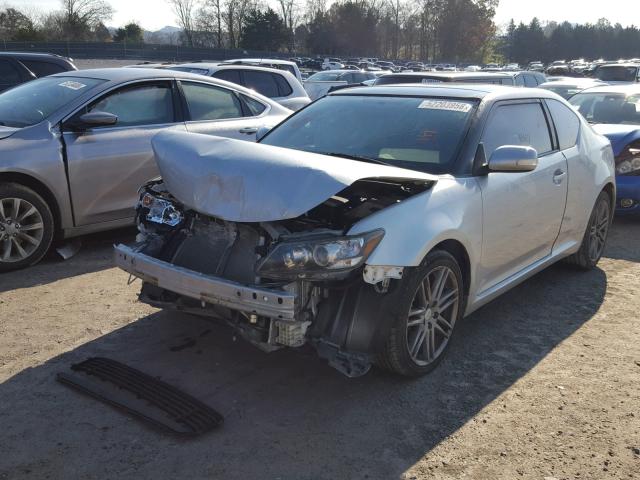 JTKJF5C76B3003276 - 2011 TOYOTA SCION TC 银色 照片 2