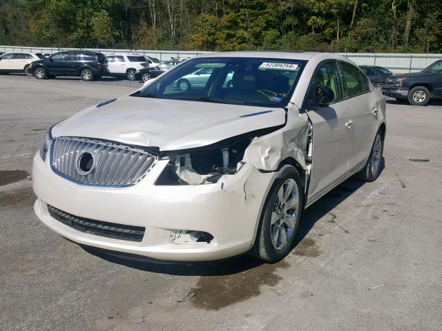 1G4GC5EG1AF324190 - 2010 BUICK LACROSSE C WHITE photo 2