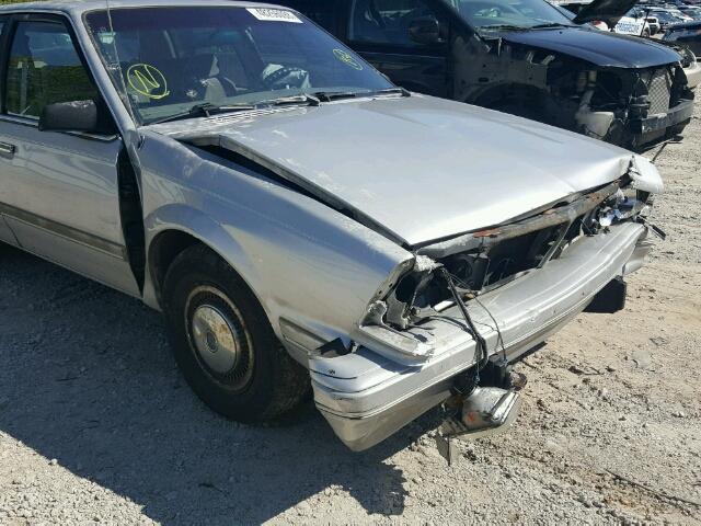 1G4AG55M5R6427933 - 1994 BUICK CENTURY SP SILVER photo 9