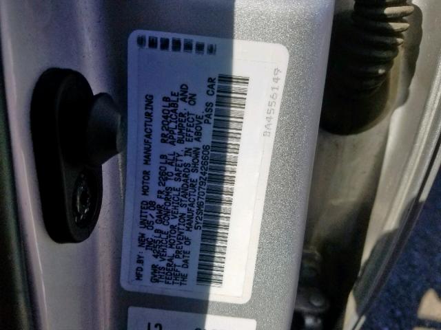 5Y2SM67079Z426606 - 2009 PONTIAC VIBE SILVER photo 10