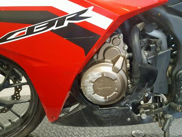 MLHPC4462H5401007 - 2017 HONDA CBR500 R RED photo 6