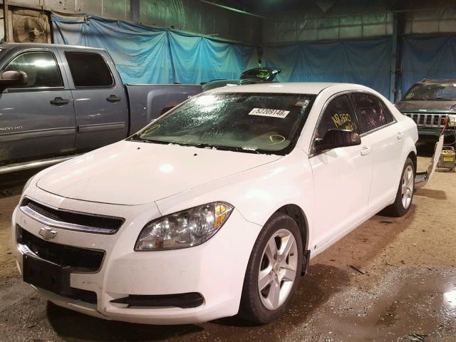 1G1ZB5EB5AF124152 - 2010 CHEVROLET MALIBU LS WHITE photo 2