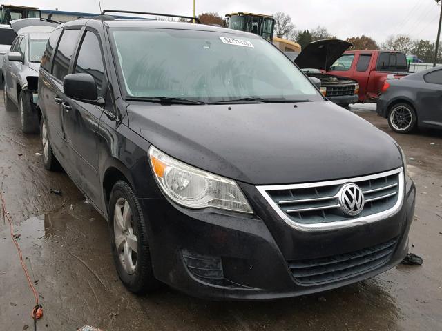 2V4RW3DG6BR803067 - 2011 VOLKSWAGEN ROUTAN SE BLACK photo 1