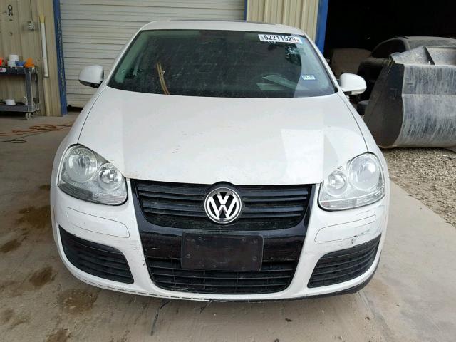 3VWRJ7AJ8AM071771 - 2010 VOLKSWAGEN JETTA WOLF WHITE photo 9