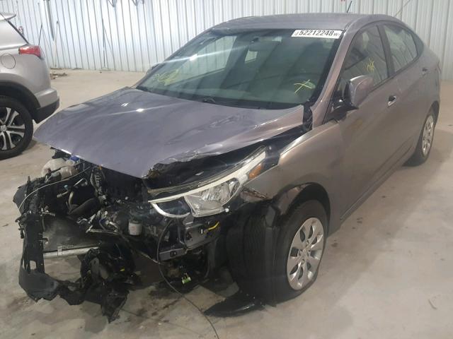 KMHCT4AE6GU076150 - 2016 HYUNDAI ACCENT SE GRAY photo 2