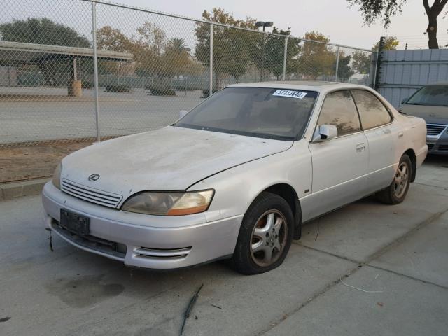 JT8BF12G8T0173260 - 1996 LEXUS ES 300 BEIGE photo 2