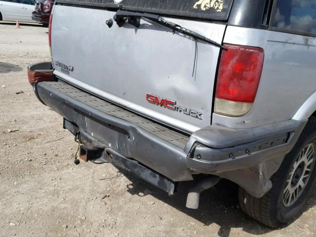 1GKDT13W2T2509910 - 1996 GMC JIMMY SILVER photo 10