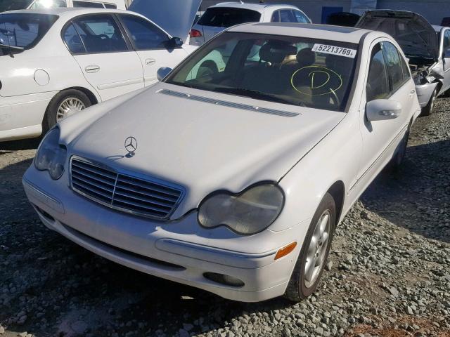 WDBRF61J03F307782 - 2003 MERCEDES-BENZ C 240 WHITE photo 2