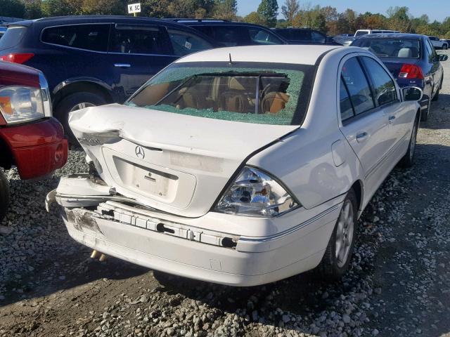 WDBRF61J03F307782 - 2003 MERCEDES-BENZ C 240 WHITE photo 4