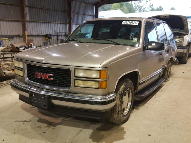 1GKEC13R9XJ772261 - 1999 GMC YUKON TAN photo 2