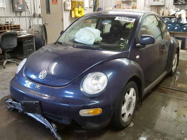 3VWCA21C2YM493328 - 2000 VOLKSWAGEN NEW BEETLE BLUE photo 2