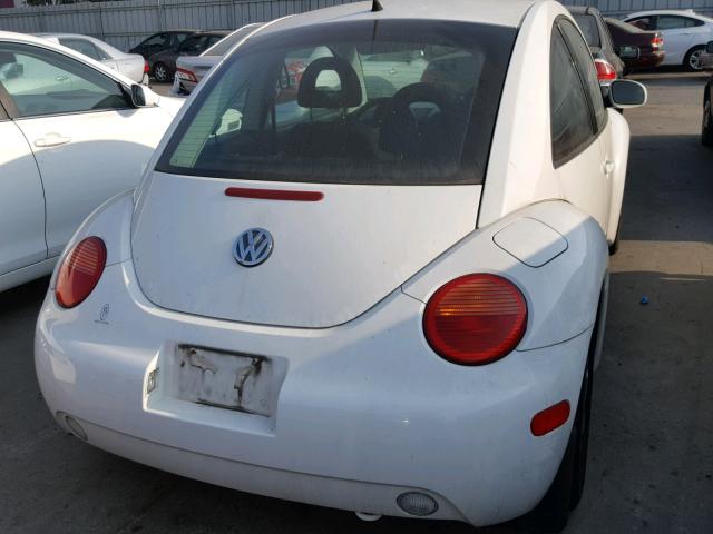 3VWCB21C02M404361 - 2002 VOLKSWAGEN NEW BEETLE WHITE photo 9