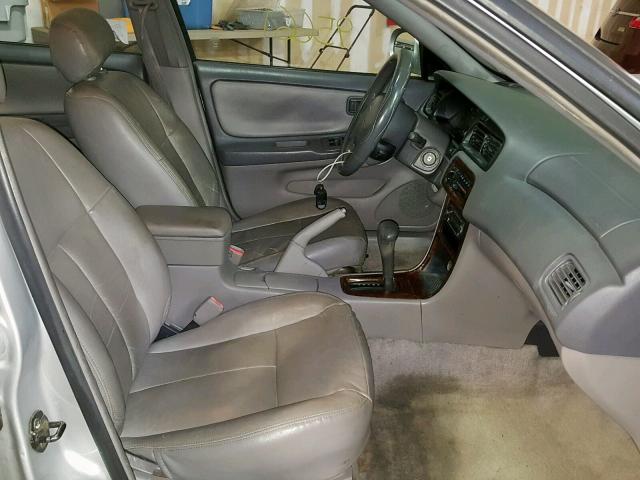 1N4DL01D4YC184708 - 2000 NISSAN ALTIMA XE SILVER photo 5