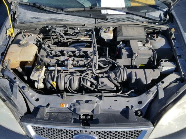 1FAFP34N27W121588 - 2007 FORD FOCUS ZX4 GRAY photo 7