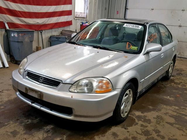 2HGEJ8642VH543446 - 1997 HONDA CIVIC EX SILVER photo 2