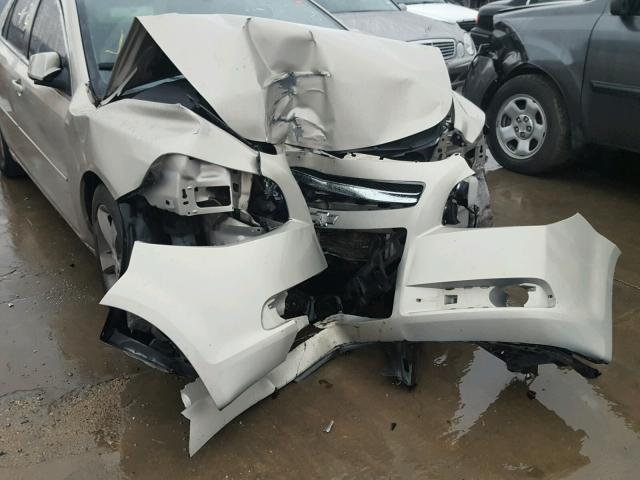 1G1ZC5EU2BF353209 - 2011 CHEVROLET MALIBU 1LT SILVER photo 9