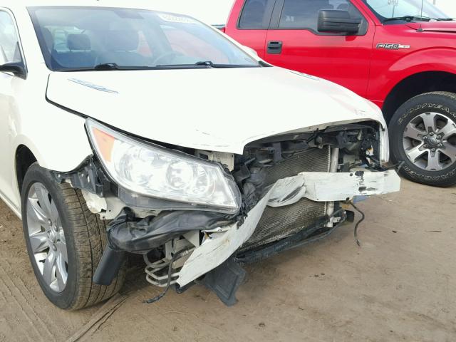 1G4GC5ED7BF336884 - 2011 BUICK LACROSSE C WHITE photo 9