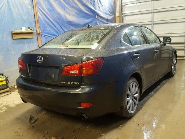 JTHCK262775011486 - 2007 LEXUS IS 250 GRAY photo 4