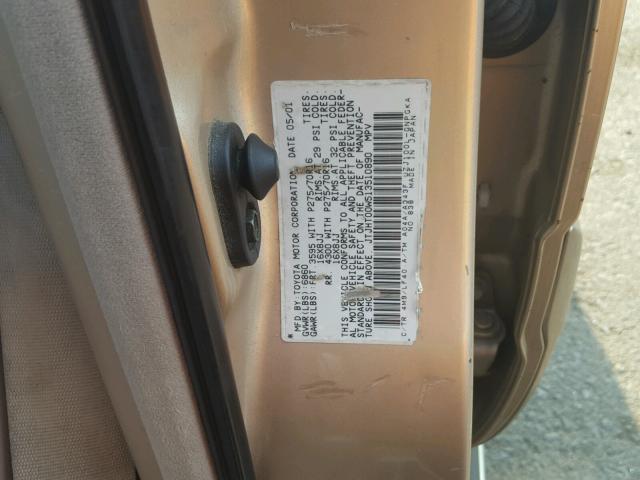 JTJHT00W513510890 - 2001 LEXUS LX 470 GOLD photo 10