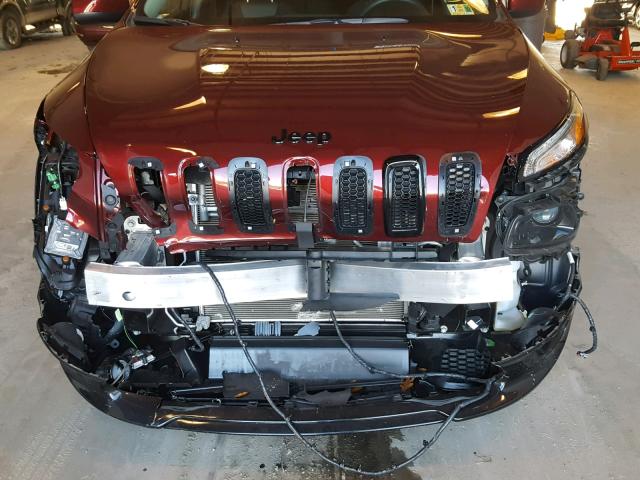 1C4PJLCB5JD612148 - 2018 JEEP CHEROKEE L RED photo 9