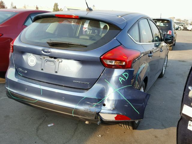 1FADP3N29JL233602 - 2018 FORD FOCUS TITA BLUE photo 4