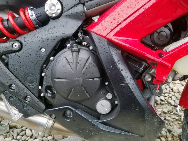 JKAEXEE12CDA00382 - 2012 KAWASAKI EX650 EC RED photo 7