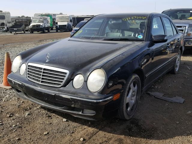 WDBJF70J32B403920 - 2002 MERCEDES-BENZ E 430 BLACK photo 2