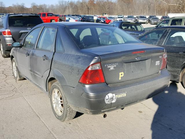 1FAFP34N07W293683 - 2007 FORD FOCUS ZX4 GRAY photo 3