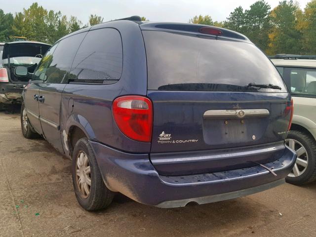 2C4GP54L45R202283 - 2005 CHRYSLER TOWN & COU BLUE photo 3