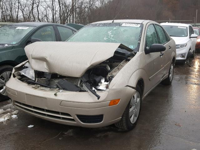 1FAFP34N97W106621 - 2007 FORD FOCUS ZX4 BEIGE photo 2