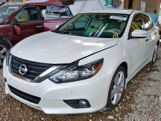 1N4BL3AP8HC178977 - 2017 NISSAN ALTIMA 3.5 WHITE photo 2