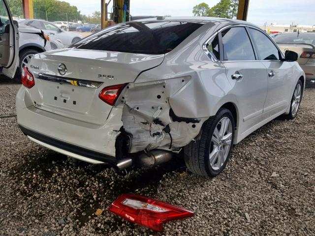 1N4BL3AP8HC178977 - 2017 NISSAN ALTIMA 3.5 WHITE photo 4