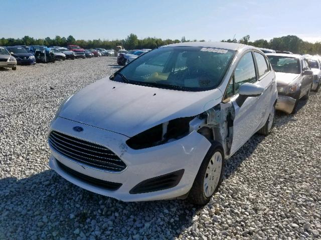 3FADP4TJ2GM170964 - 2016 FORD FIESTA S WHITE photo 2