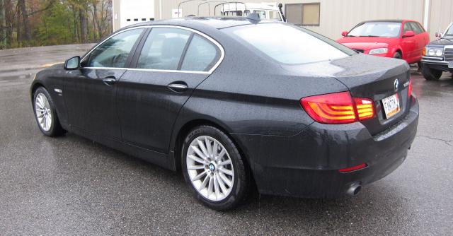 WBAFU7C57CDU62290 - 2012 BMW 535 XI BLACK photo 4