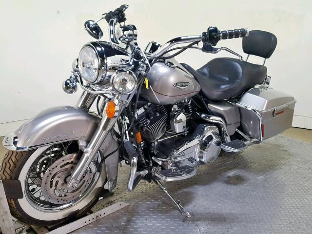 1HD1FR4127Y703135 - 2007 HARLEY-DAVIDSON FLHRCI SILVER photo 4