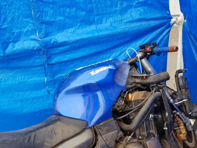 JKAZX9B182A002972 - 2002 KAWASAKI ZX1200 B BLUE photo 5