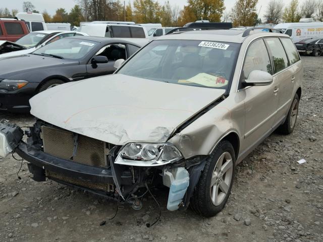 WVWYH63B14E290933 - 2004 VOLKSWAGEN PASSAT GLX 金色 照片 2