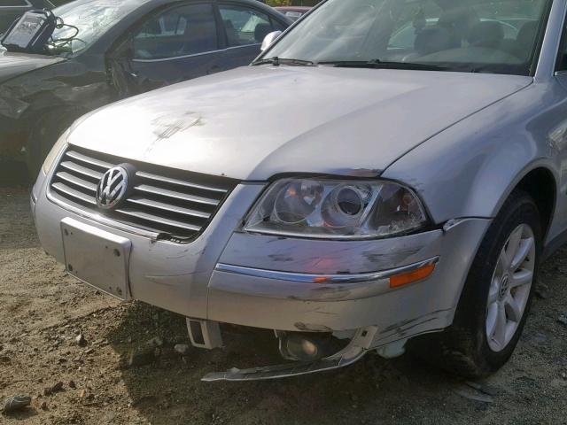 WVWPD63B24P321862 - 2004 VOLKSWAGEN PASSAT GLS SILVER photo 9