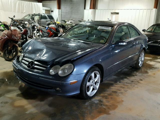 WDBTJ65J74F081188 - 2004 MERCEDES-BENZ CLK 320C BLUE photo 2