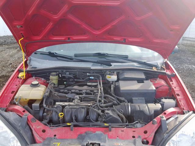 3FAFP37N15R158918 - 2005 FORD FOCUS ZX5 RED photo 7