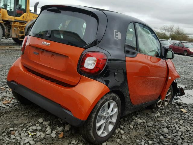 WMEFJ9BA9JK245985 - 2018 SMART FORTWO ELE ORANGE photo 4