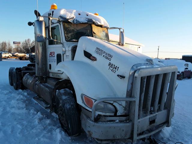 1XPHD40X1DD212883 - 2013 PETERBILT 386 WHITE photo 1