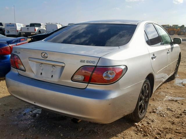 JTHBF30G720022438 - 2002 LEXUS ES 300 SILVER photo 4